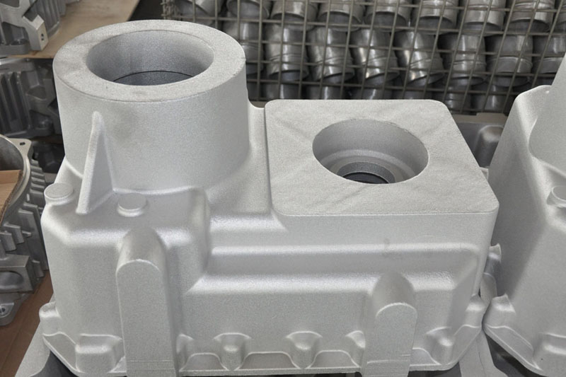 Reduction gear housings